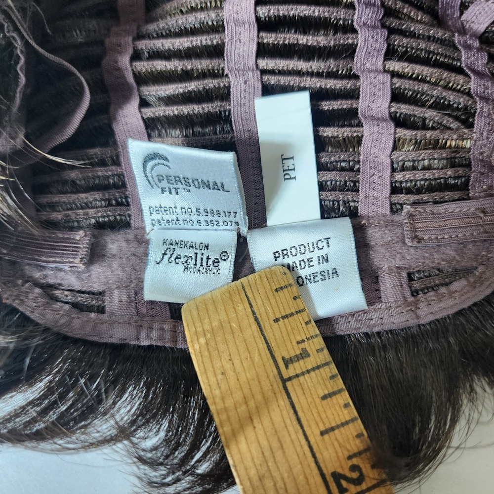 Gabor Flexlite Synthetic Wig Short Layered Pixie Brown Petite Personal Fit Cap - Picture 7 of 9
